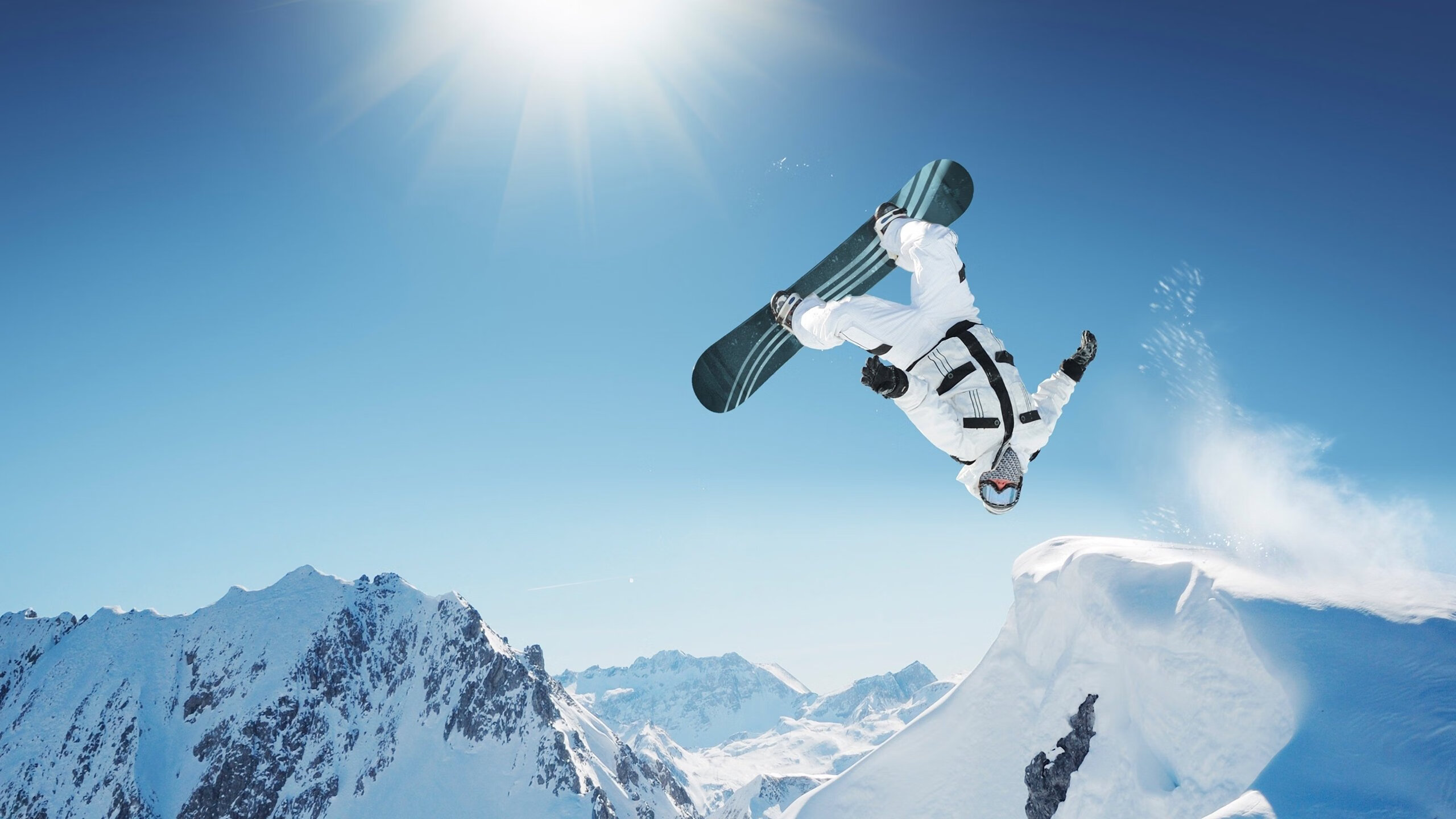 弗拉霍维奇存在感拉满，那不勒斯横扫乌克兰背后的战术革命