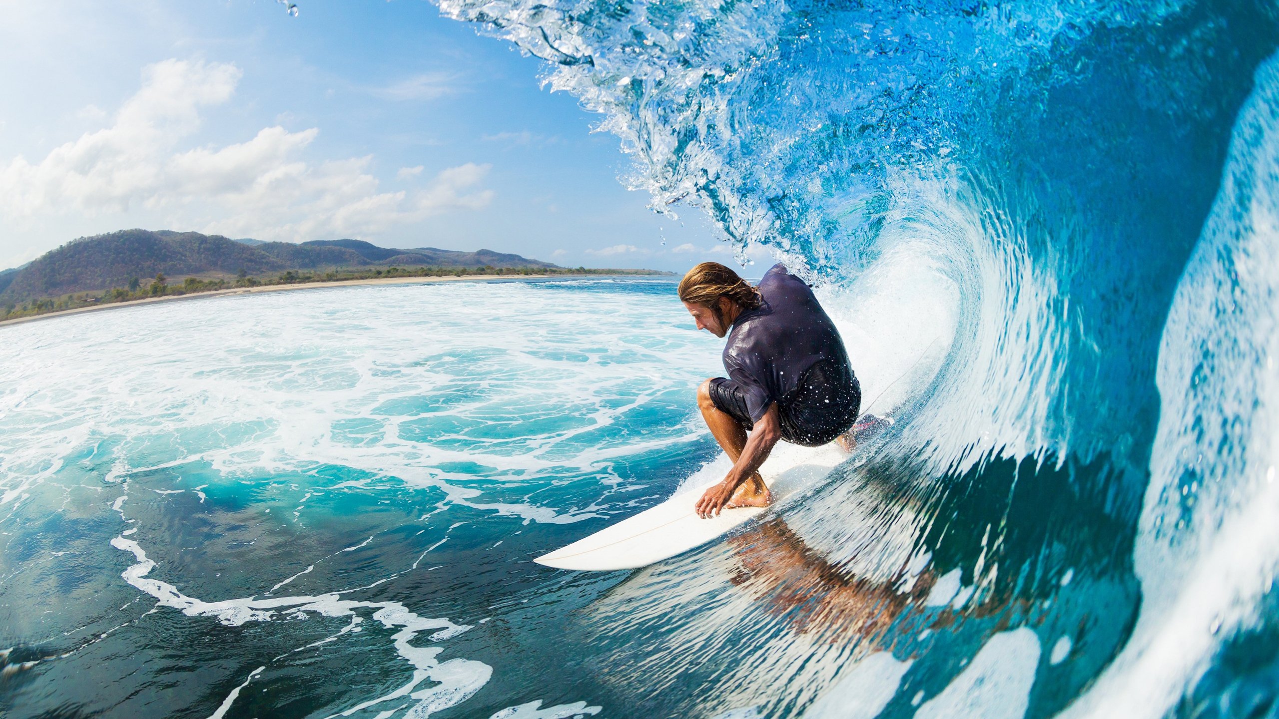 年度焦点之战，里昂绝境反击，惊险力克塞维利亚