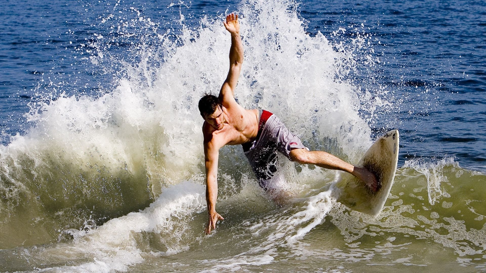 奇才节奏掌控北京队，塔图姆在年度焦点之战接管比赛